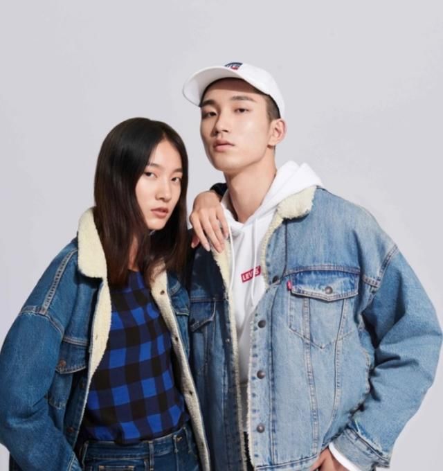  2019冬暖系列■让女神“疯狂”的牛仔外套，现在穿刚刚好