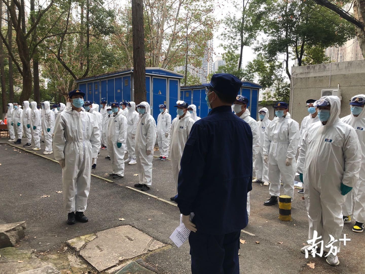  [消防员]并肩战“疫”！广东50名滞留湖北的消防员在武汉、鄂州集结