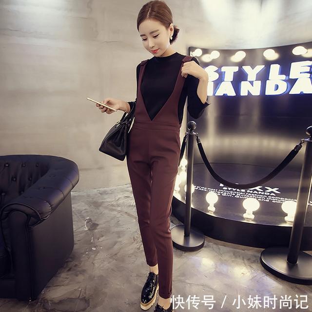  #随时#腿长不够穿搭来凑，减龄又甜美的背带裤，随时让你萌化