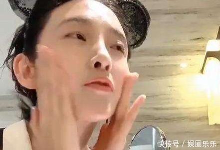 『眼霜』建议女人每天睡前必做的4件事,坚持下去,皮肤白皙细腻不是梦