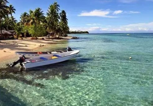 300块能换100万越南盾,能在越南买到什么?越南美女告诉你!