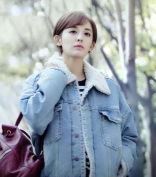 古力娜扎真敢穿,薄纱裙穿出了尺度,网友:请不要放大看