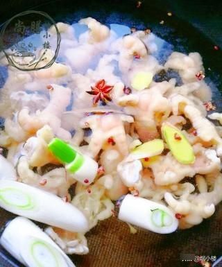  『血压』小小鸡爪满满的胶原蛋白，这样做小姐姐连骨头都啃了呢