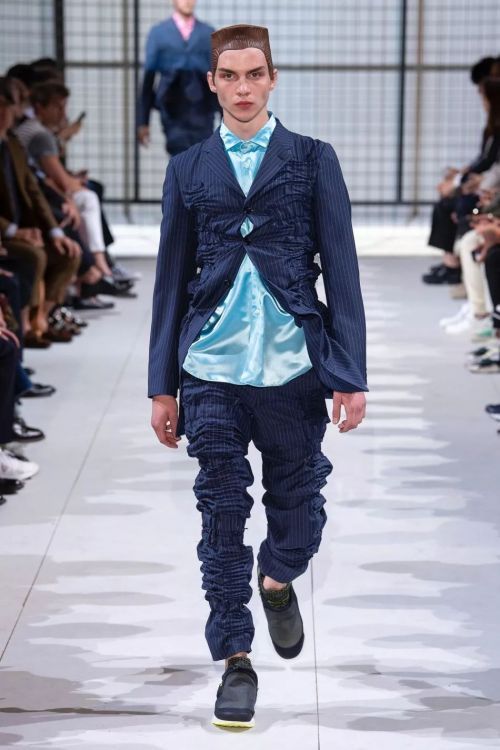 疯狂套装 川久保玲的男装设计不爱传统束缚