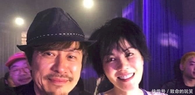  『王菲』李亚鹏与王菲周迅同场前妻一反常态只亲近女儿，无视李亚鹏