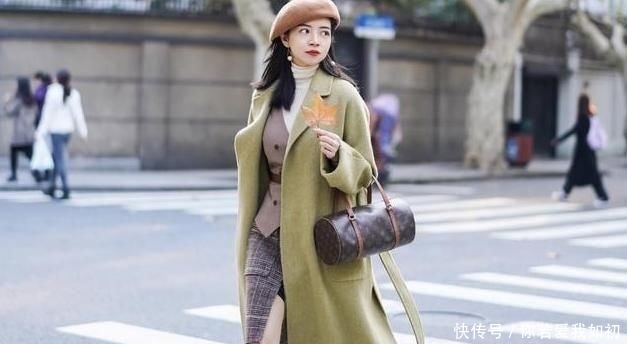  『复古气息』绿色衣服到底应该怎么穿呢？看看这些搭配，又时尚又清新
