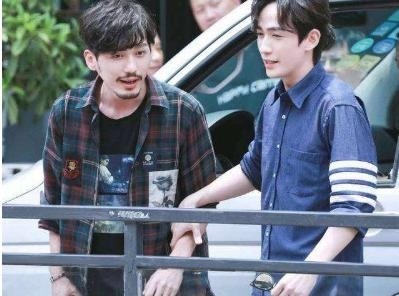 朱一龙白宇粉丝被挑拨，镇魂女孩辟谣：不要被职业黑子带节奏