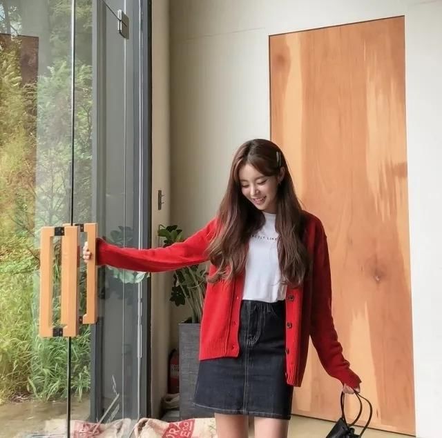 初秋必备针织单品有哪些？拥有它立即打造回头率爆表的韩妞造型