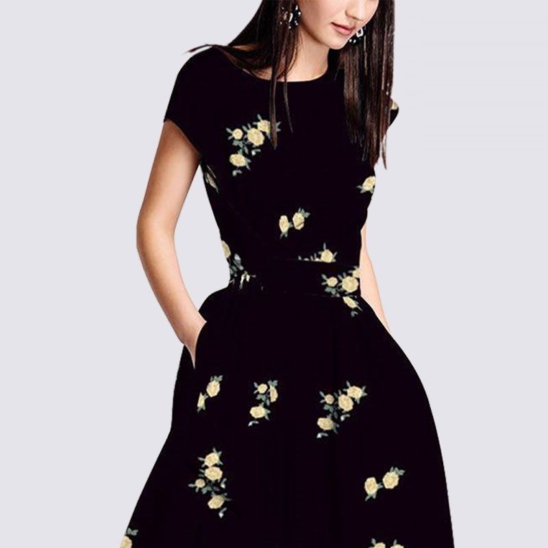 从不穿裙子的姐姐，穿上小黑裙，一家人都被惊艳到了