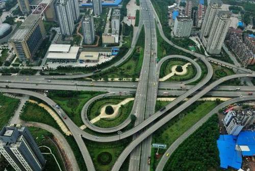中国最容易“迷路”的3座城市，第一当之无愧，其中有你的家乡吗