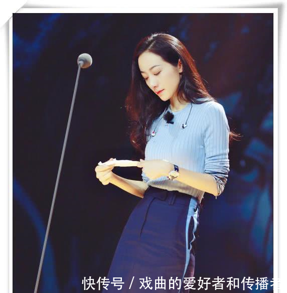 韩雪不得了！穿白T恤配了个双肩包，网友直呼35岁变15岁！