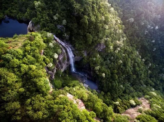 金寨燕子河大峡谷，国内最适合老人游玩的山岳景区