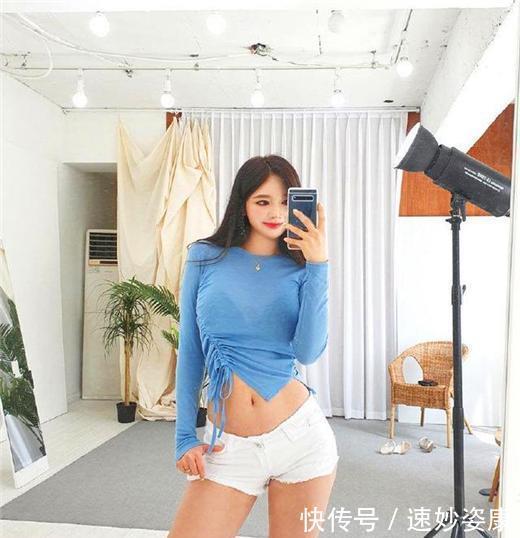 『喜欢』街拍人人都说女孩子不要太要强、太独立,不然就不会招人喜欢