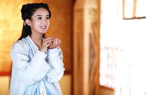 裸眼鉴怀孕？赵丽颖下场，对怀孕传闻进行辟谣：我们给大家劈个叉