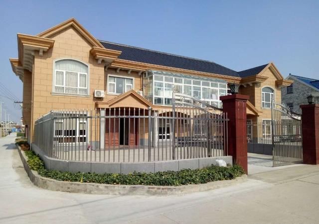  建房■农村兄弟建房，是30万建双拼还是分开单独建看看这2套案例咋说