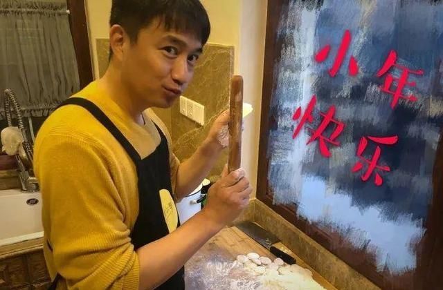  「开挂」48岁黄磊暴瘦引热议：开挂的人，都舍得对自己狠