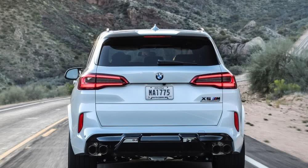  『SUV』3.8秒的大型豪华SUV：赏析2020款全新宝马X5竞赛版