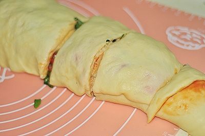  『烤箱』马苏里拉奶酪涡形面包