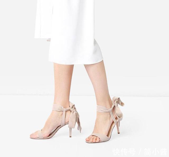 最美不过高跟鞋,随意搭配充满造型感