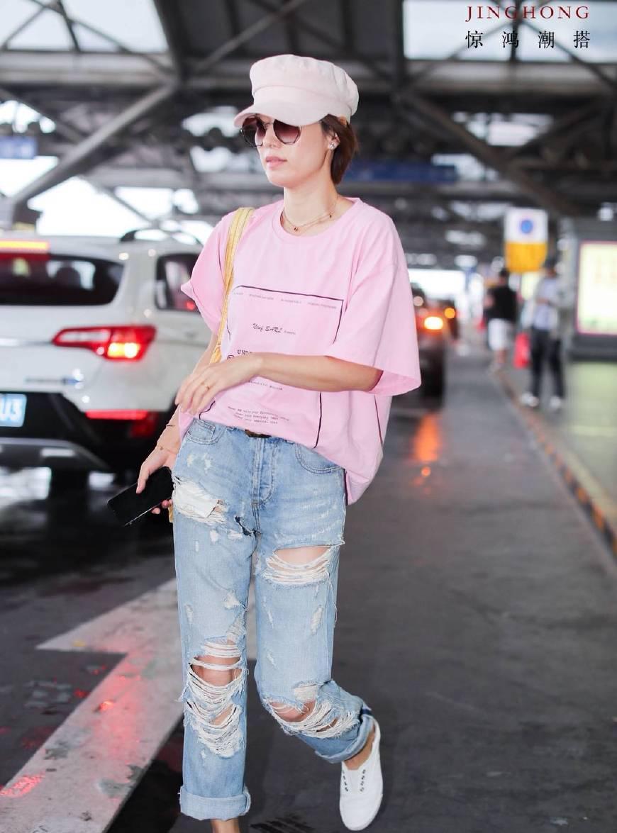 当42岁马伊琍撞上28岁林允儿同穿粉衫，网友：这差距可没有14岁！