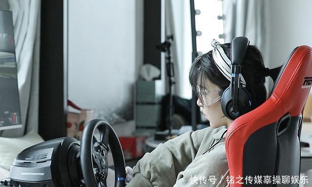  『渴望』“女人过了三十岁，到底多渴望婚姻？”她谈感情，说出剩女的心酸