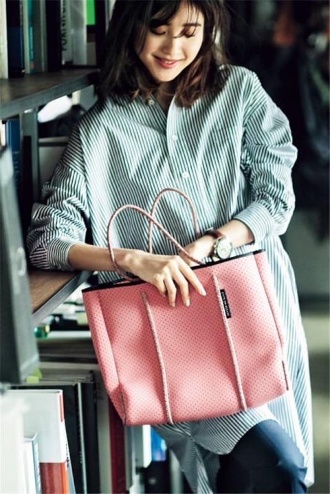  「休闲服」日本流行这样穿，把休闲服穿成了经典，太时髦了！