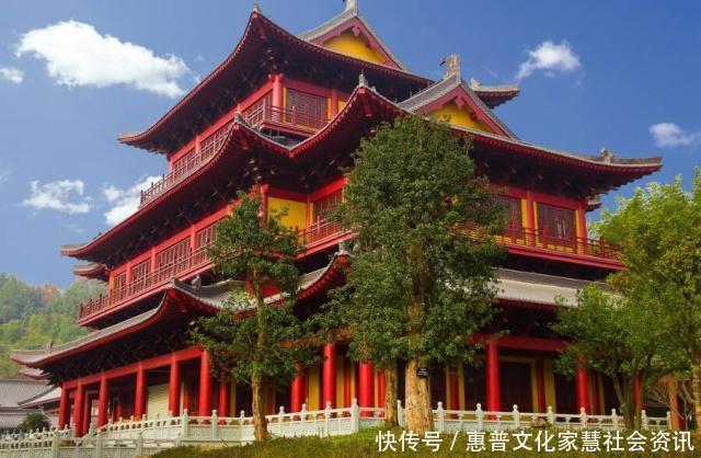 浙江寺庙一口古井十分诡异，专家赶到连挖12天出土数百件文物