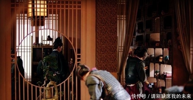  「和?」嘉庆从和珅家里抄出那么多的财产，为何还要年年喊穷？