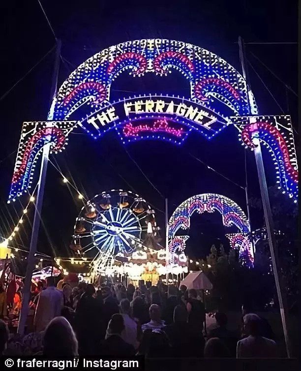 满足了少女们对婚礼的所有幻想，这场世纪婚礼到底有多梦幻?