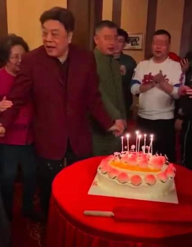 赵忠祥的生日是几月几日