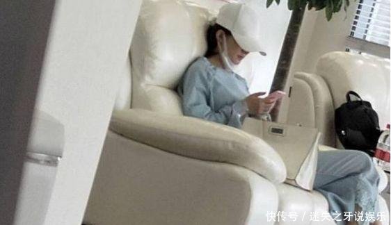 忍无可忍! 被多次偶遇, 并屡传怀孕的赵丽颖, 置顶去年辟谣文