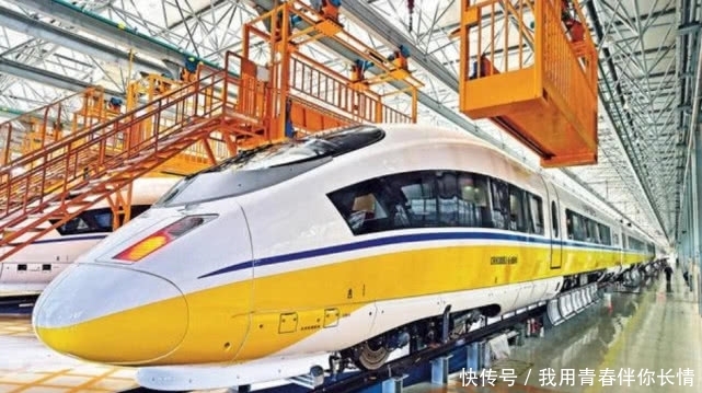 中国高铁每年亏损上万亿，为何依旧不断修建？看完就明白祖国用心