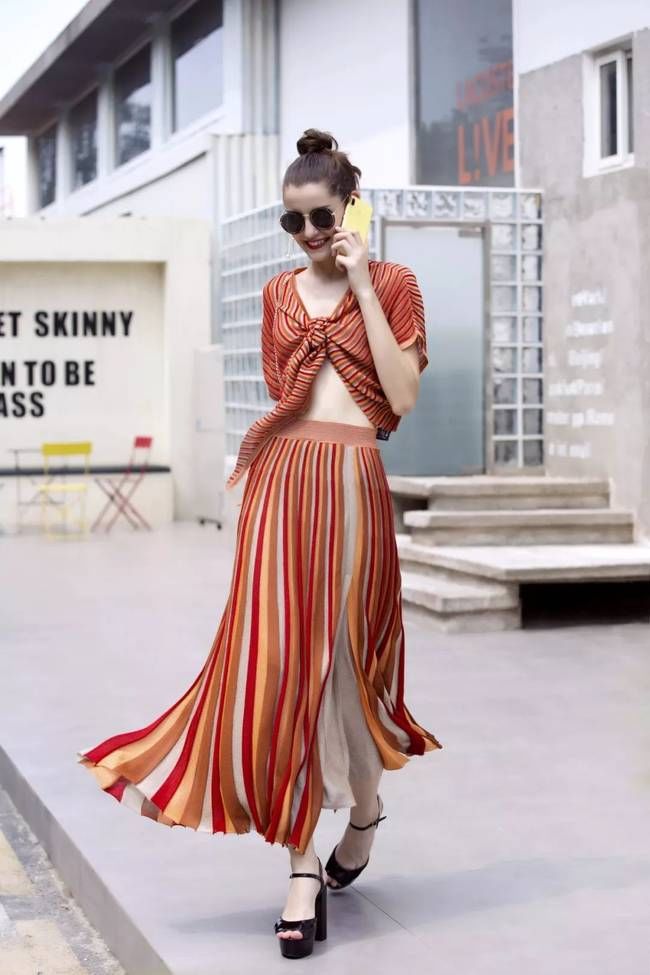 没有一件樱草金单品，怎么好意思说自己是街拍抢眼的时髦girl?