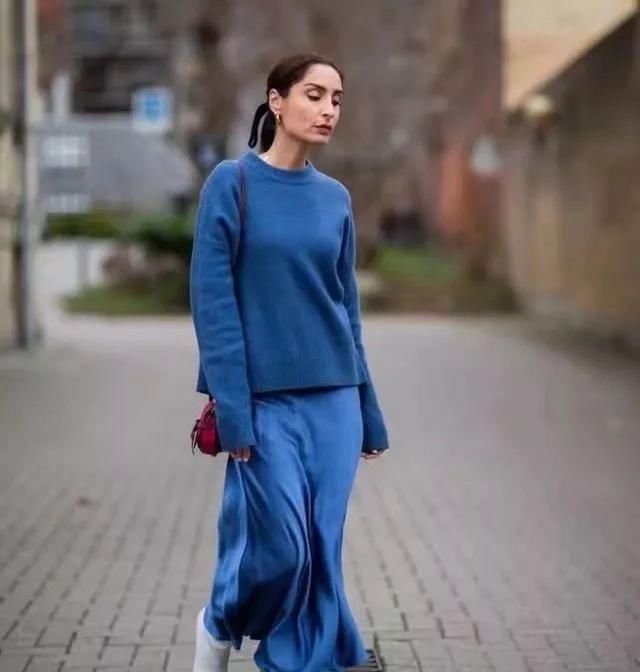  『经典蓝』必看!2020年春夏流行色出来了,早穿早美!