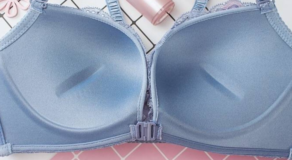新式文胸卡扣位置更舒服，不会让它刺痛你的肉，穿过都说好