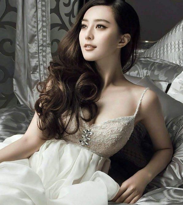 范冰冰发声明，网上大尺度照片是假的，身上一部位可以证明!