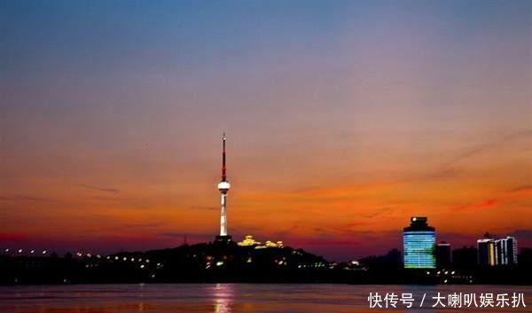 中国市辖区最多的一座省会城市，下辖13个区而没有一个县