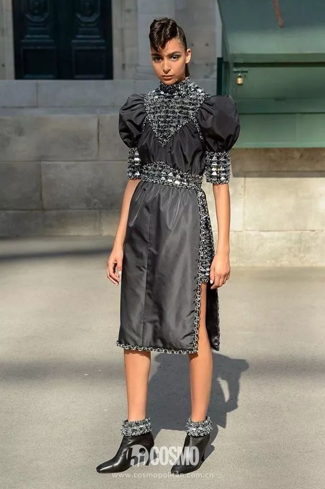 T型台 | 刘雯周迅比美，我迷茫了