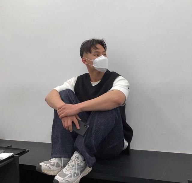 球鞋■你知道吗?不穿联名球鞋也可以很好看