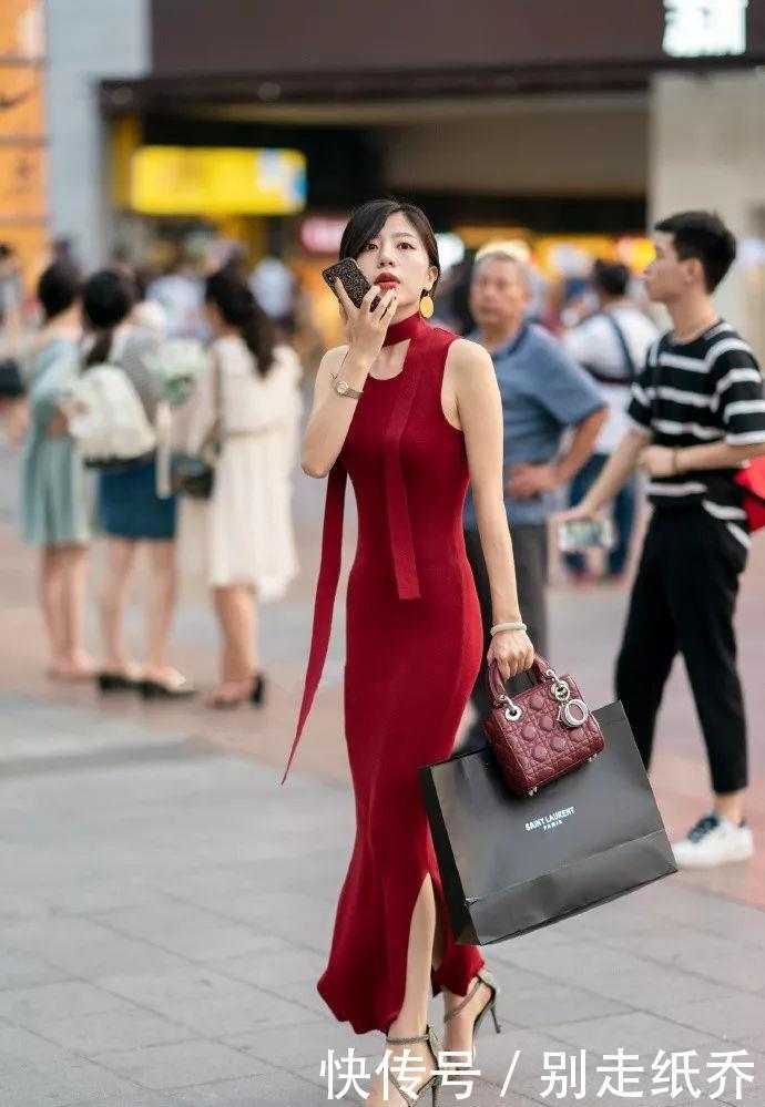 #下半身搭配#吊带搭配高跟鞋,穿出女性的优雅与魅力