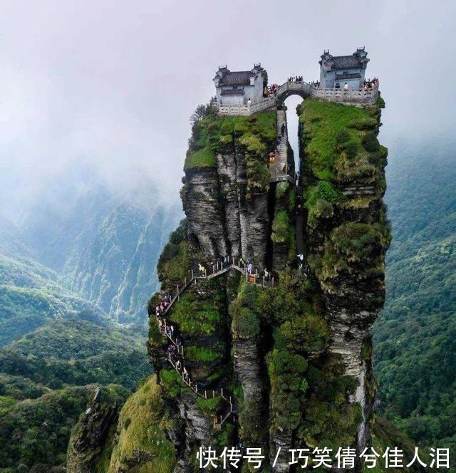 拜佛烧香很平常，但来这座寺庙却要冒生命危险，千米悬崖上的信仰