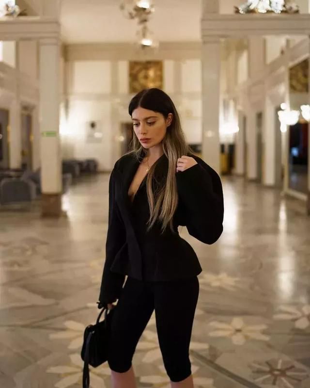 大胸vs小胸，不同身材这么穿！太洋气！