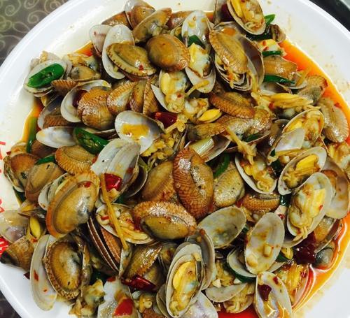 水清沙白的他乡——三亚。