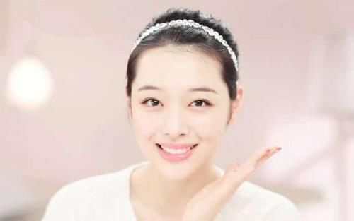 『偶尔』“肌断食”是什么意思?偶尔不涂护肤品,皮肤真的会变好吗?