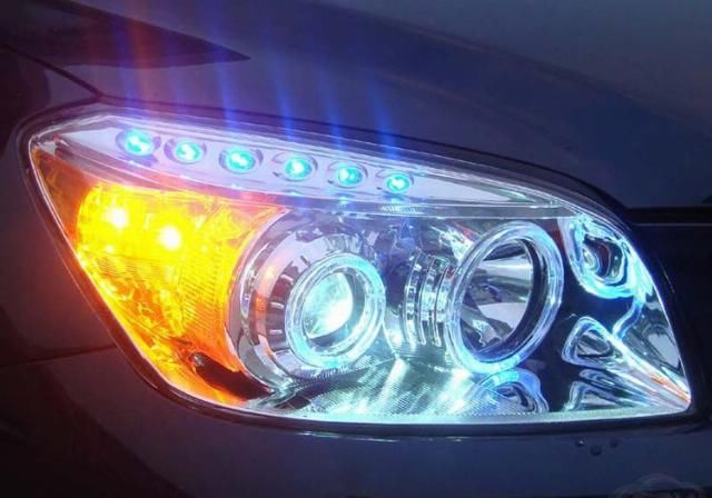  【保命】驾车不能开远光灯？这些情况下 为了保命还是开吧