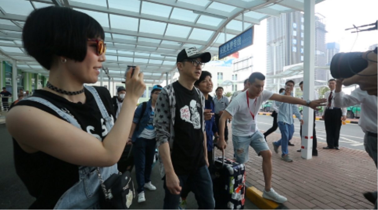 m.邓紫棋(gloria tang tsz-kei),原名邓诗颖,1991年8