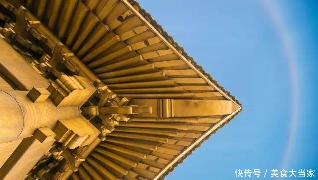 震撼！近日峨眉山惊现奇观，难得一见！