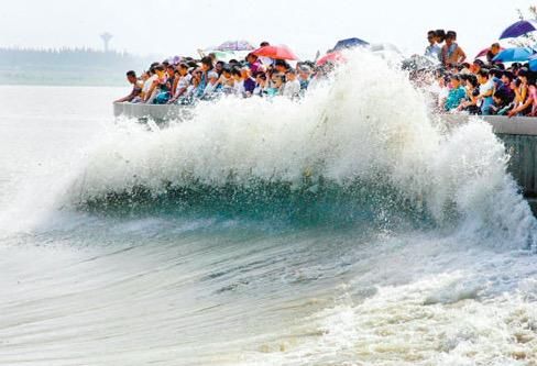 孟浩然最经典的一首诗，只是开头五个字，便令人拍案叫绝！