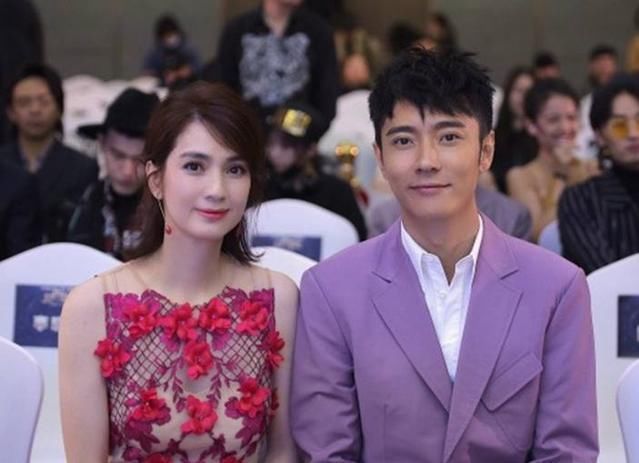 张丹峰说出轨要是真的洪欣会打死他?我居然看这对夫妇回应笑裂了