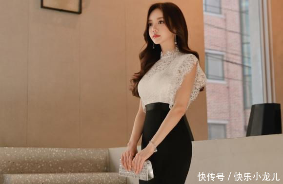 「舒适」街拍:都市韵味的紧身裙美女,穿出好看迷人的身段